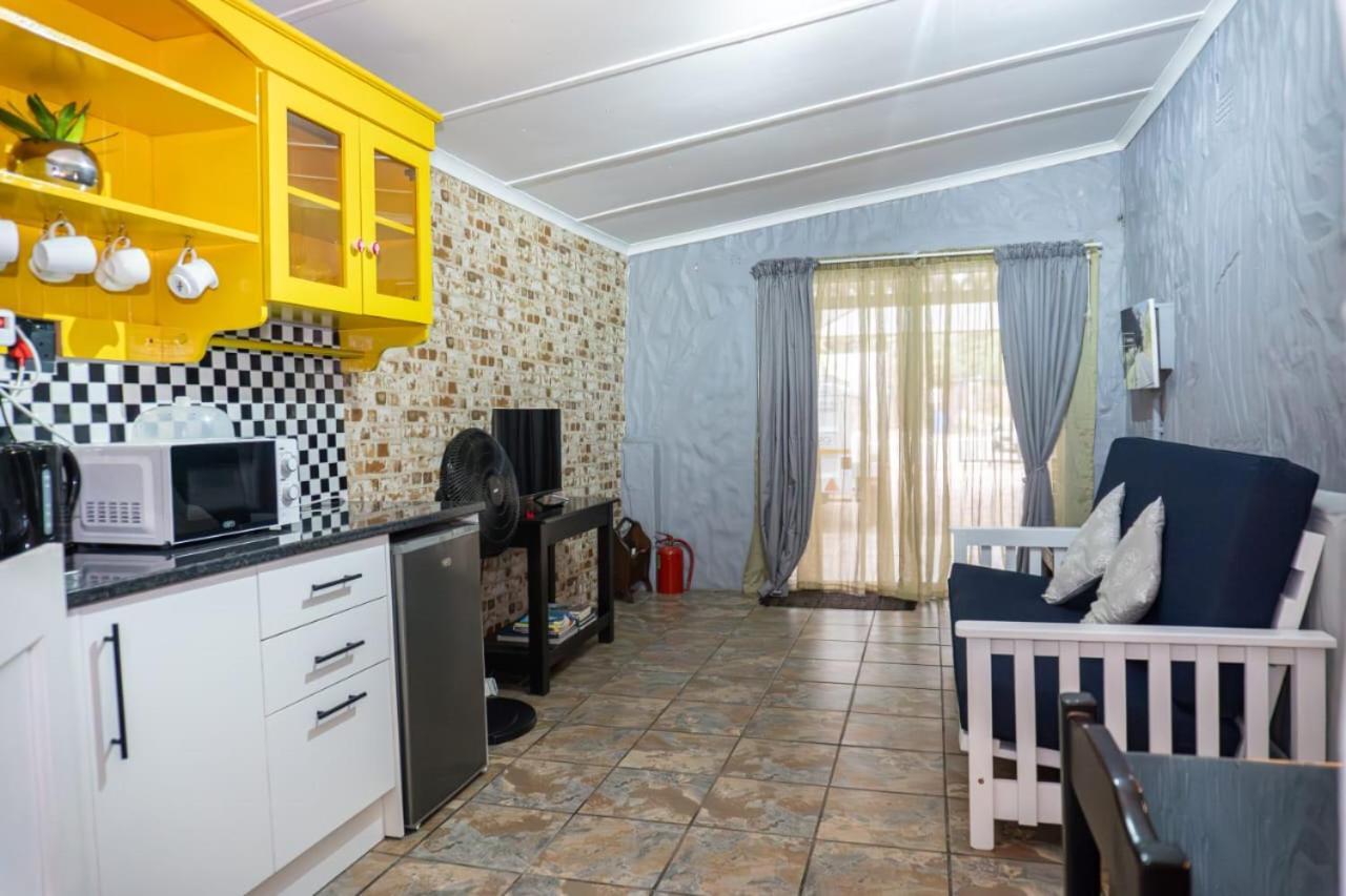 Avondblij Apartment Oudtshoorn Exterior photo